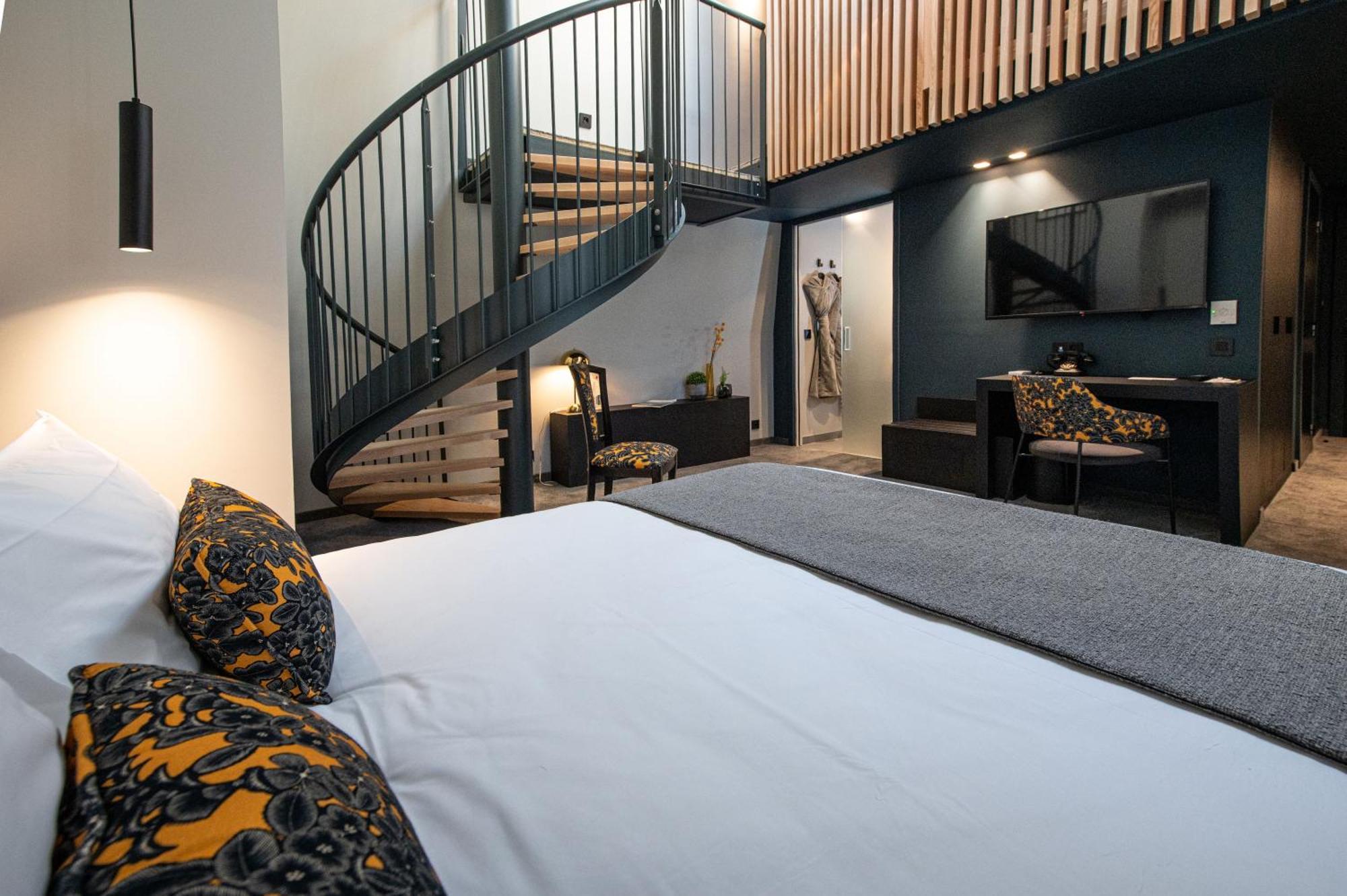Best Western Premier Le Chapitre Hotel And Spa Ремирмонт Екстериор снимка