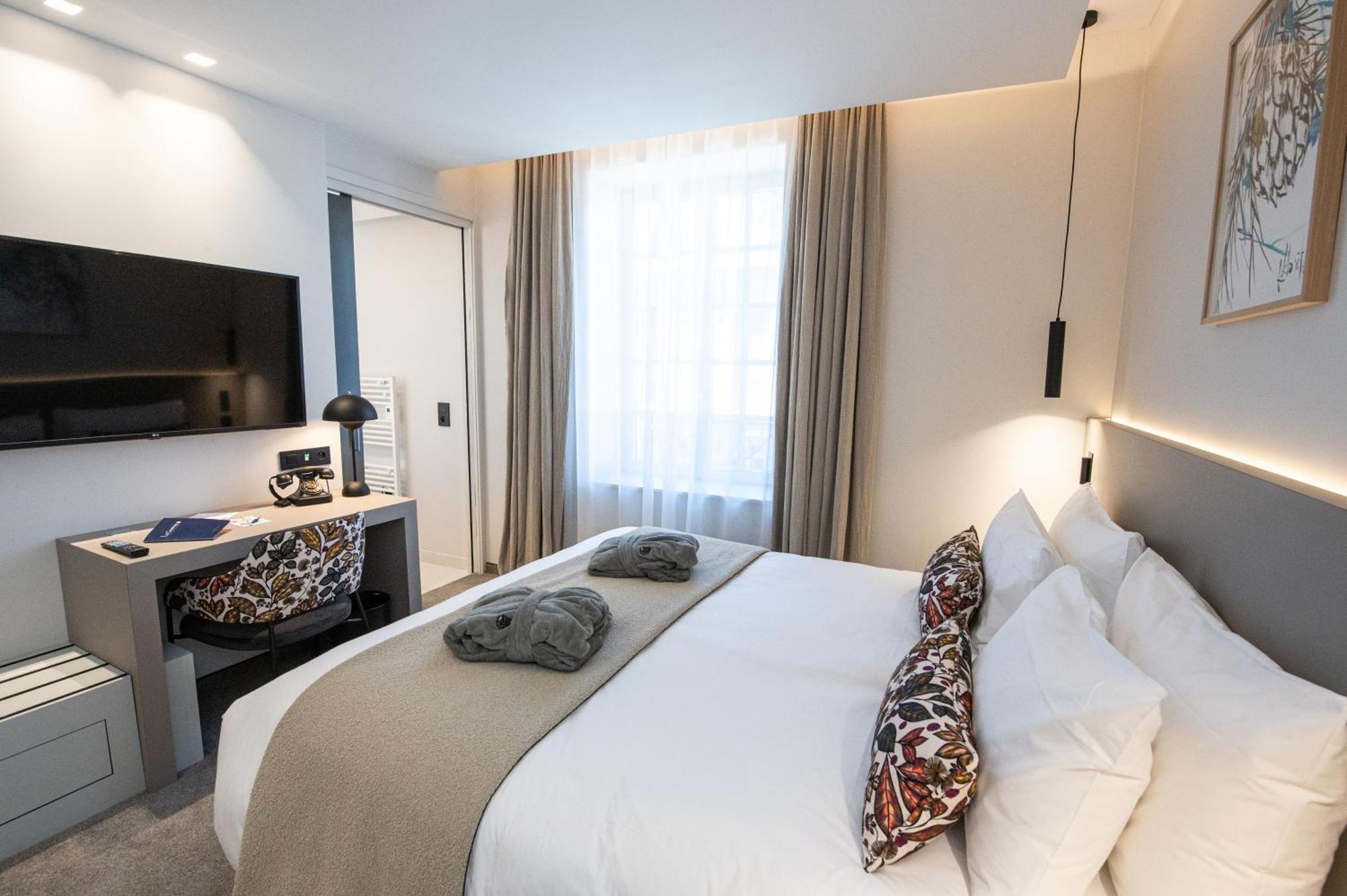 Best Western Premier Le Chapitre Hotel And Spa Ремирмонт Екстериор снимка
