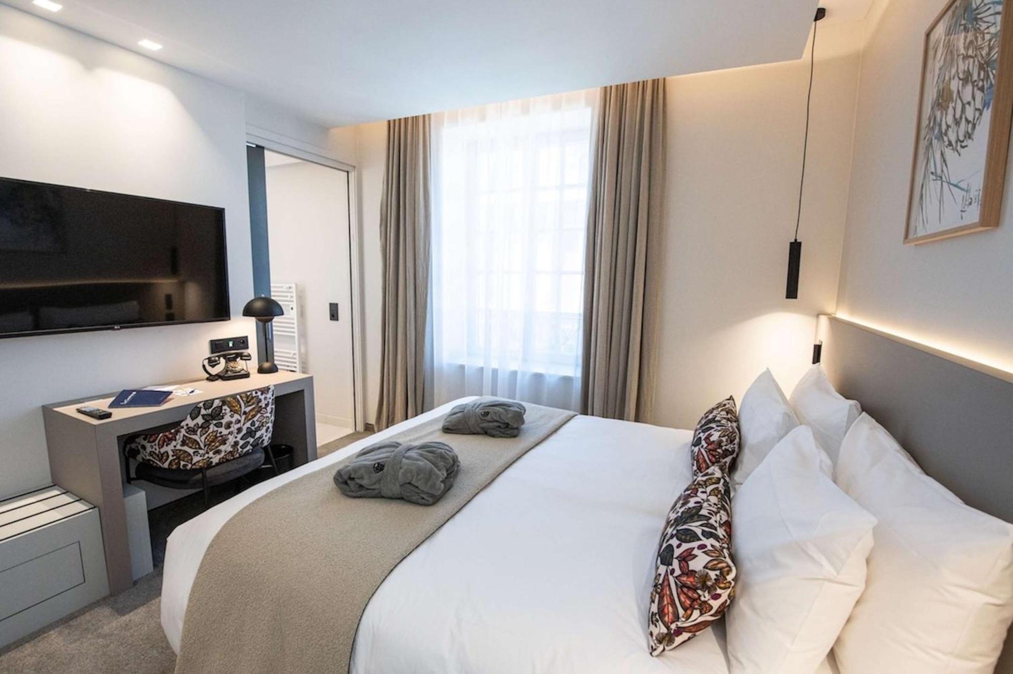 Best Western Premier Le Chapitre Hotel And Spa Ремирмонт Екстериор снимка