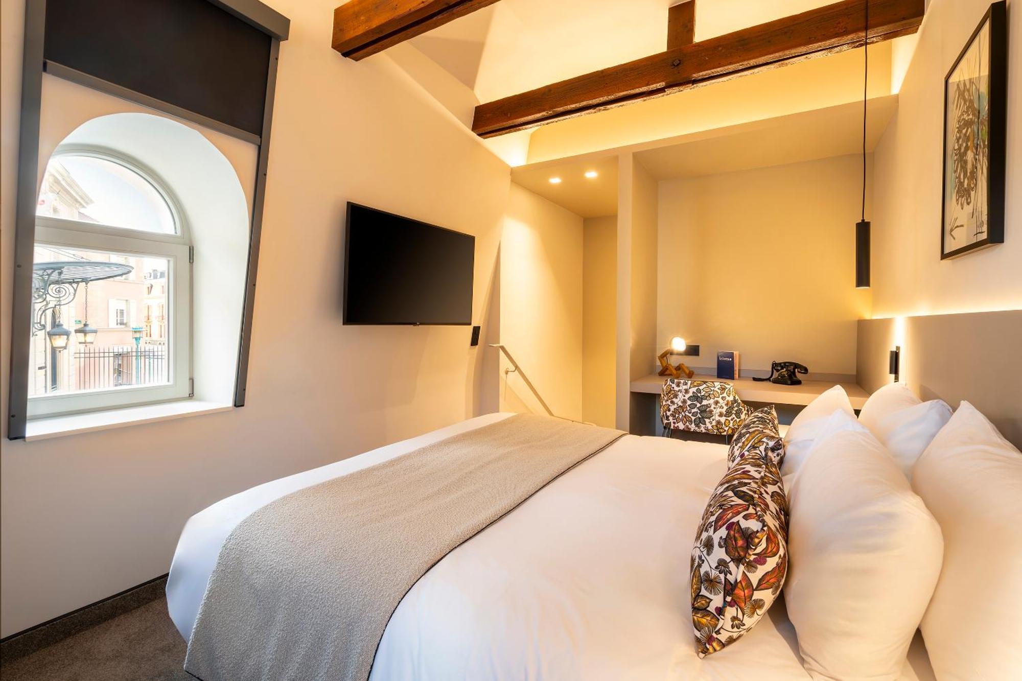 Best Western Premier Le Chapitre Hotel And Spa Ремирмонт Екстериор снимка